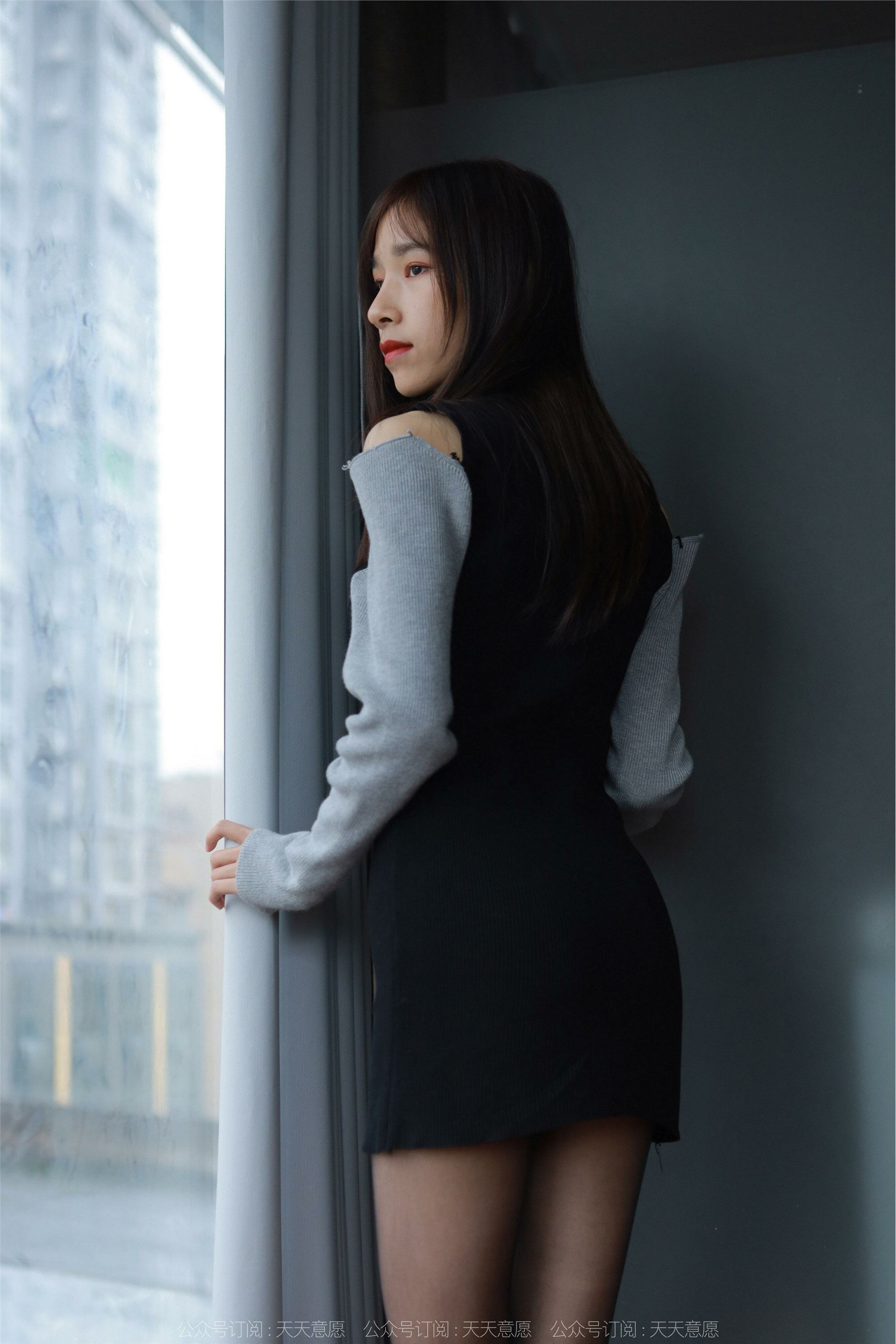 IESS异思趣向 2022.03.26 丝享家1040：美子《沙发上的黑丝》